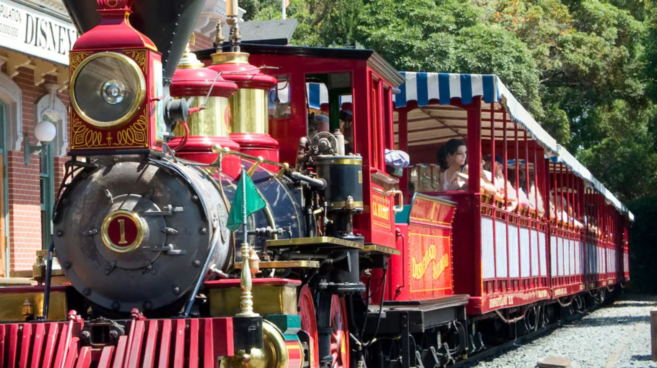 Wheelchair Accessible Disneyland Rides