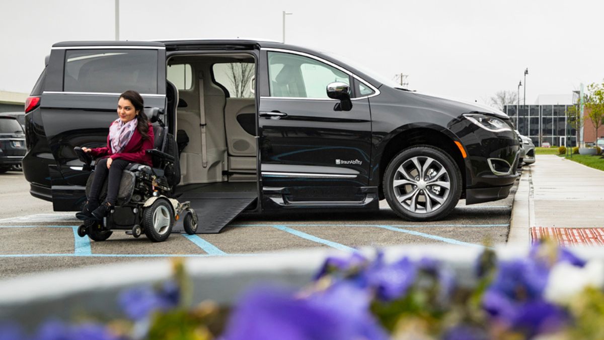 does uber or lyft have wheelchair accessible vans